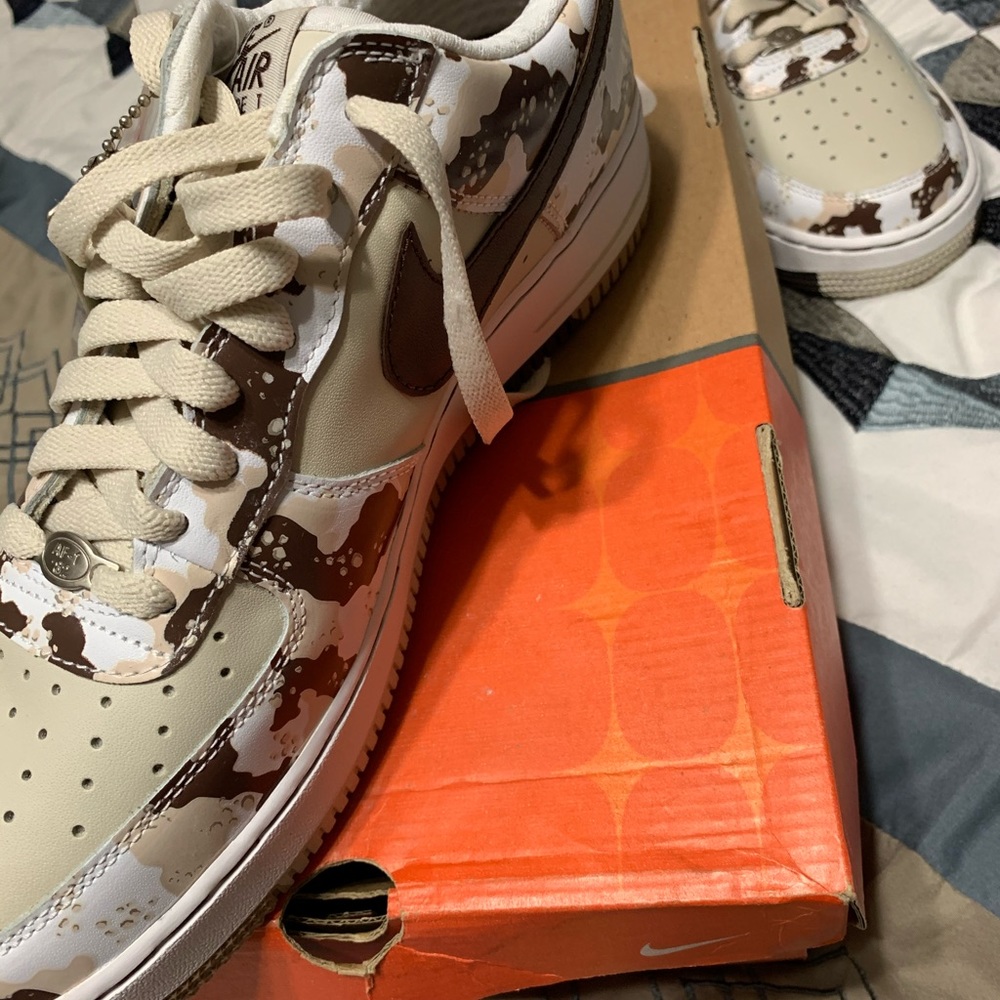 Nike Air Force 1